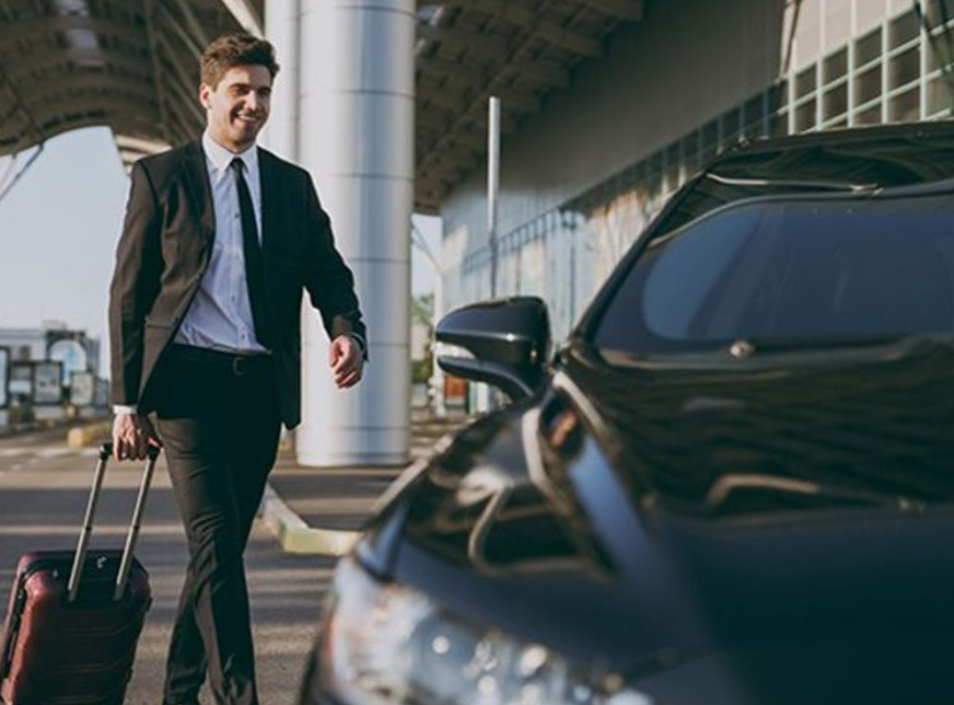 الإنتقال من مطار القاهرة إلى الفندق بالقاهرة الجديدة