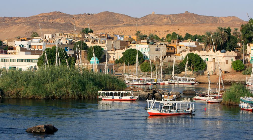 10 Day Egypt tour Package Cairo with Nile cruise and the desert 10 Day Egypt tour Package Cairo with Nile cruise and the desert
