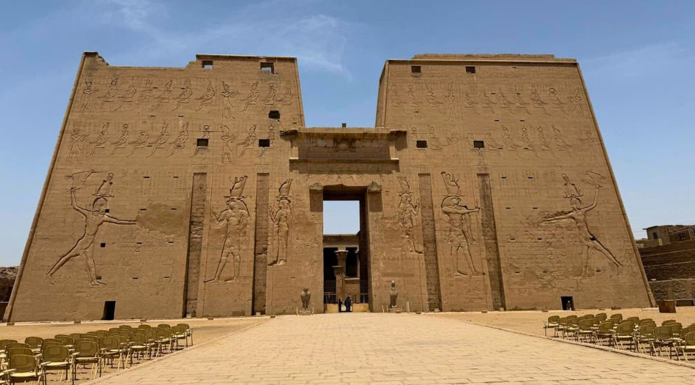6 Days Itinerary Nile cruise and Dendera and abydos from Cairo 6 Days Itinerary Nile cruise and Dendera and abydos from Cairo