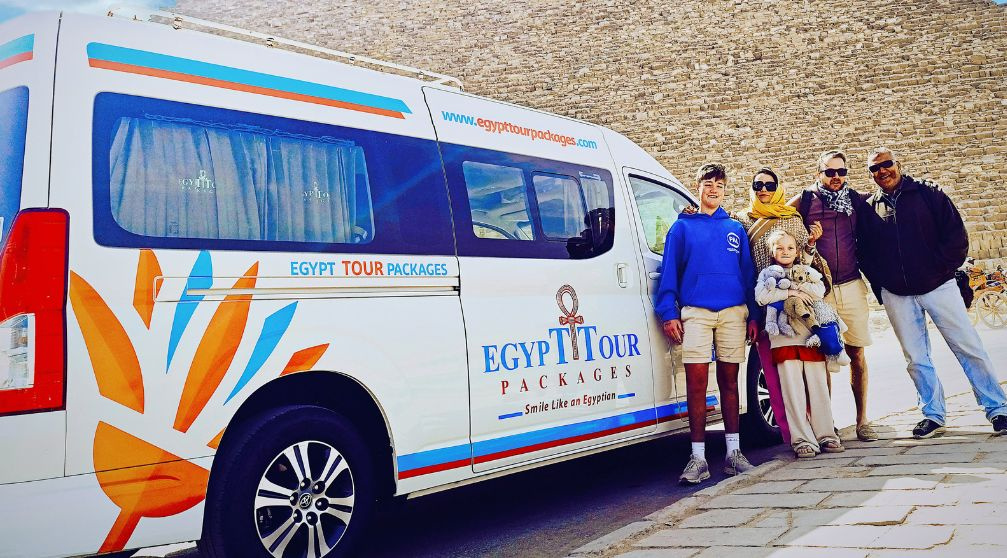 Trip to Giza Pyramids and the Egyptian Museum