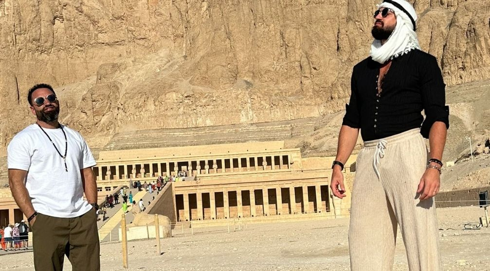 4-tägiger Ausflug nach Luxor und Assuan mit Abu Simbel von Kairo mit dem Flugzeug 4 tägiger Ausflug nach Luxor und Assuan mit Abu Simbel von Kairo mit dem Flugzeug