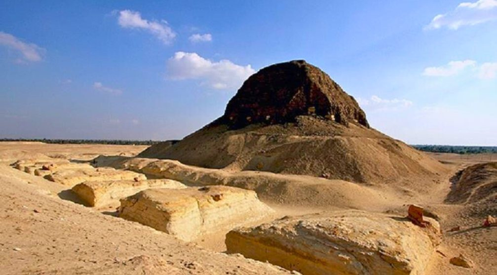 Ganztägige Tour zu den Pyramiden Maidum Hawara und El Lahun