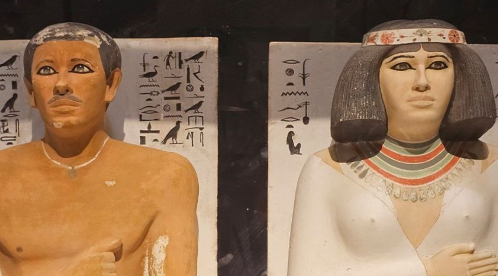 Tour zu den Pyramiden von Gizeh, der Sphinx, Sakkara und dem Großen Ägyptischen Museum Tour zu den Pyramiden von Gizeh, der Sphinx, Sakkara und dem Großen Ägyptischen Museum