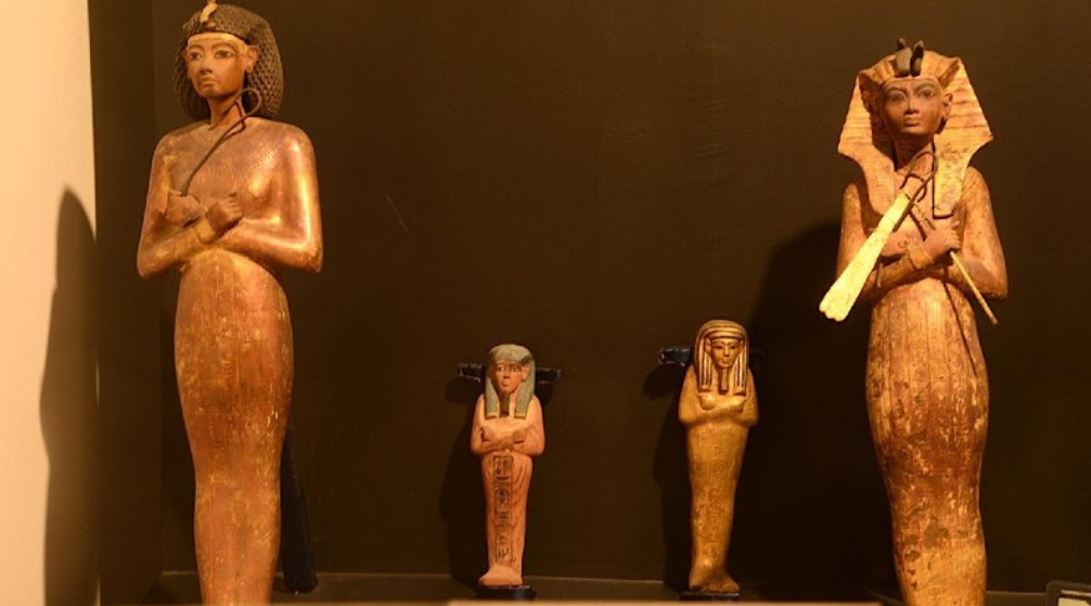 Visita al museo de Luxor y paseo en faluca