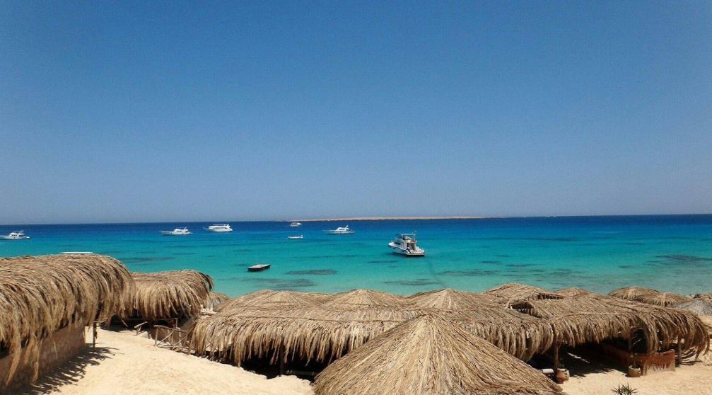 Plongée avec tuba sur lîle de Mahmya à Hurghada