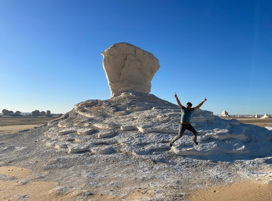 2 Day Trip to the White Desert and Bahariya Oasis from Cairo